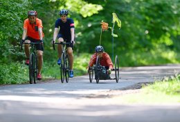 Handbiking