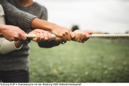 pulling the rope for teamwork